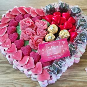 tarta corazón choco chuches regalo romántico