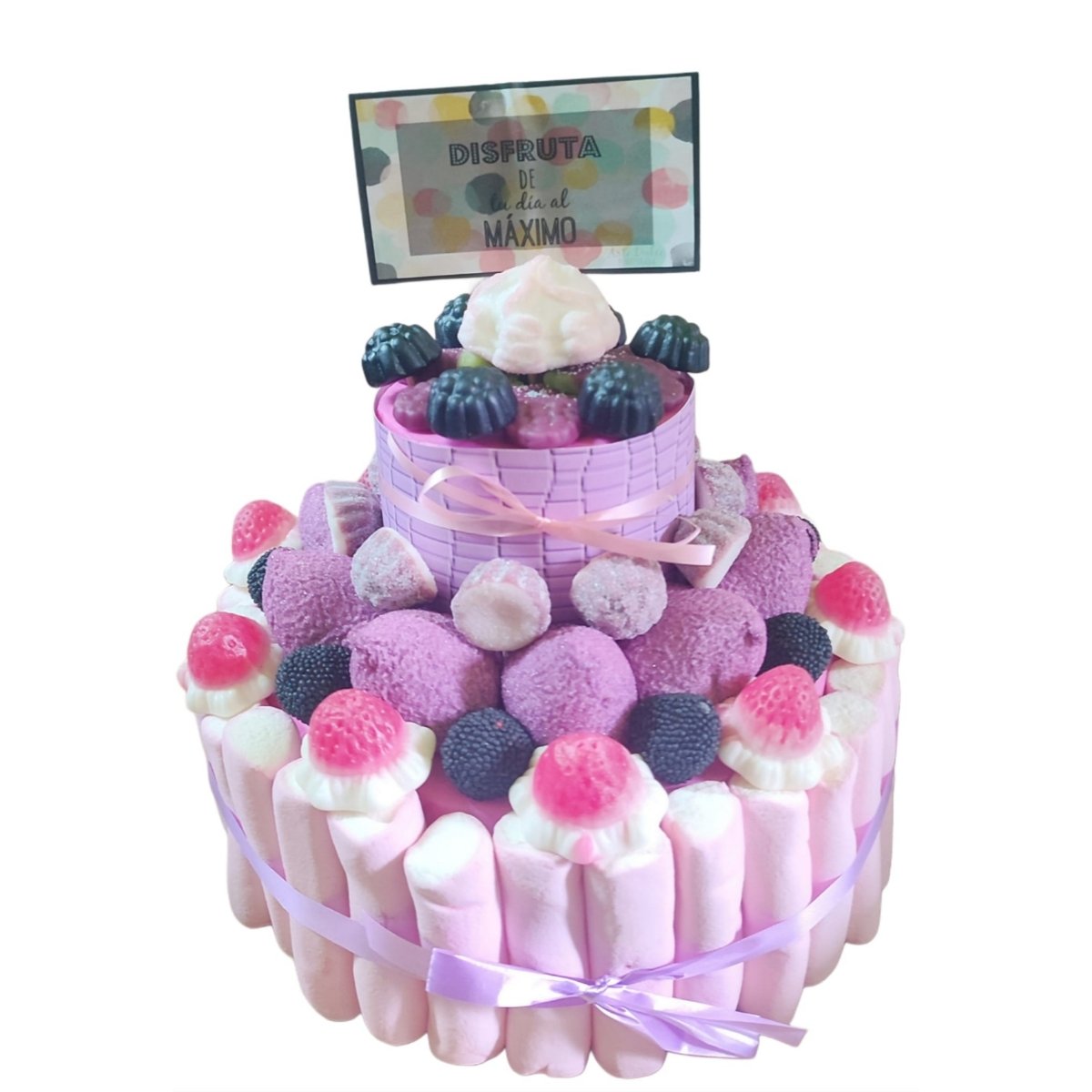detalle de tarta de chuches personalizada para cumpleaños