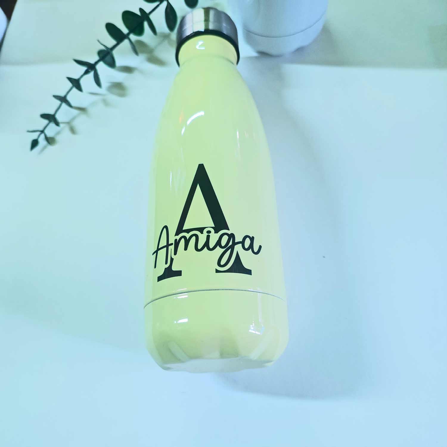 Botella personalizada “Amiga” amarilla de acero inoxidable