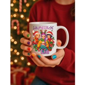 Taza guerreras navideña personalizada con diseño de heroínas y nombre
