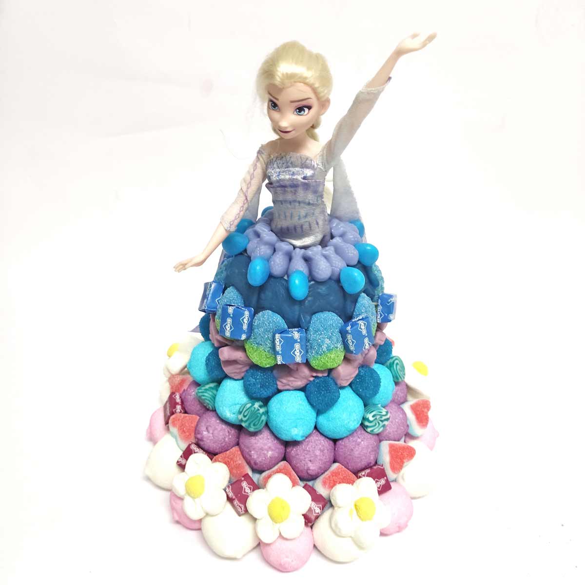 Detalle del vestido de golosinas de la muñeca Elsa Frozen